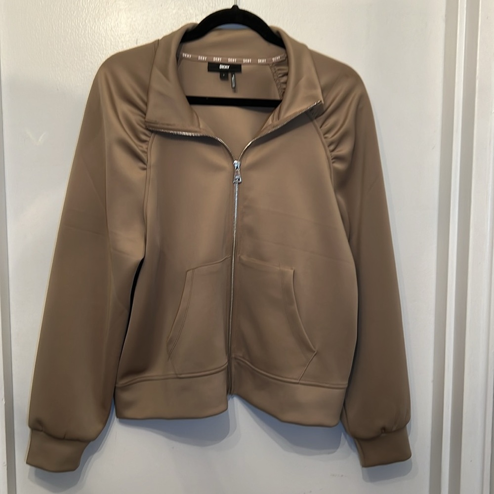 Jacket - Picture 3 of 4